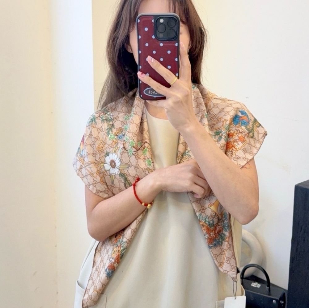 Floral Patterned Brown Scarf - Picture 5 of 13